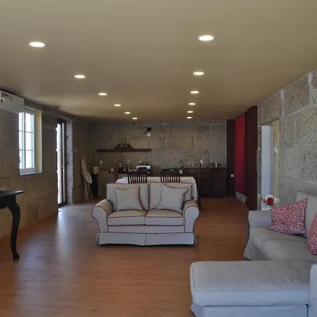 Casa Dos Primos