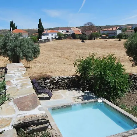 Pensión Casa Dos Primos Muxagata (Vila Nova de Foz Coa)