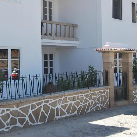 Casa Dos Primos Pensión